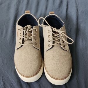 Men's Classic Tan Canvas Shoes